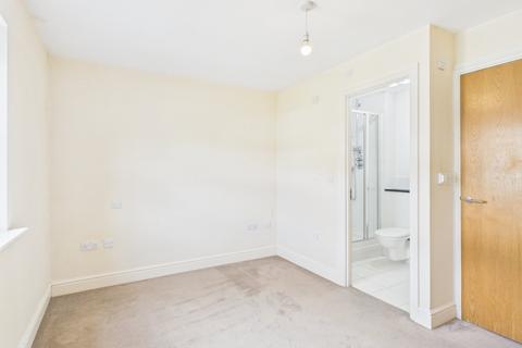 2 bedroom apartment for sale, Metro Court, Station Approach, Amersham, Buckinghamshire, HP6