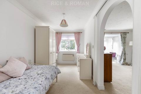 2 bedroom retirement property for sale, Fernbank Road, Ascot SL5