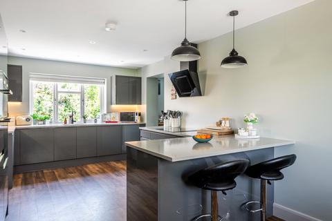 5 bedroom detached house for sale, Eastwick Park Avenue, Great Bookham, KT23