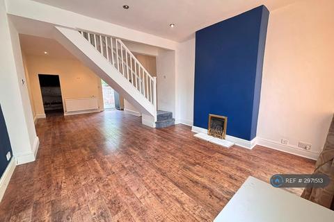 2 bedroom terraced house to rent, St Marys Road, Manchester, M40