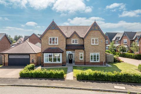 4 bedroom detached house for sale, Eachwick Drive, Medburn NE20