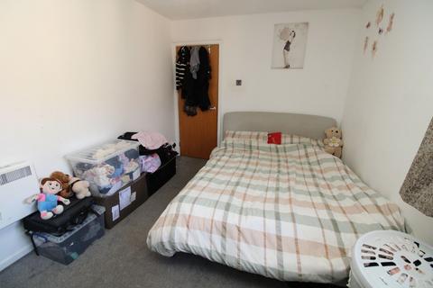 1 bedroom flat for sale, Redwood Grove, Bedford, MK42