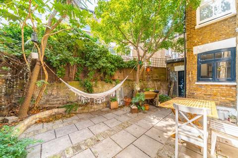 3 bedroom house for sale, Andalus Road, London SW9