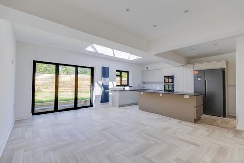 3 bedroom detached house for sale, East Rise, Llanishen, Cardiff