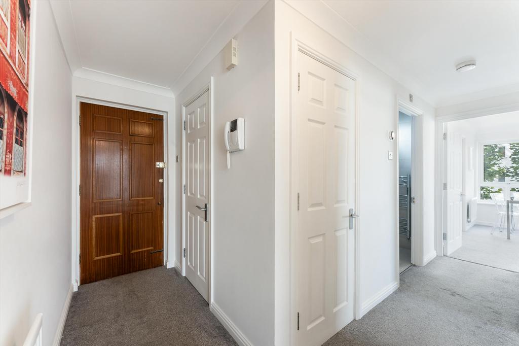 Apartment in London - View 5