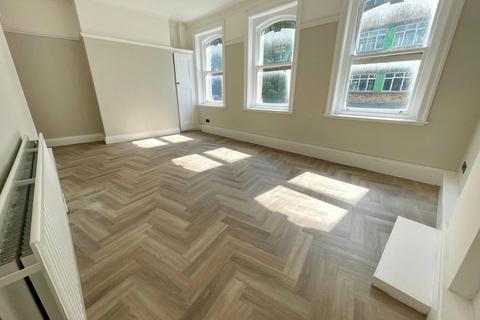 2 bedroom apartment to rent, Richmond Hill, Bournemouth, Dorset, BH2