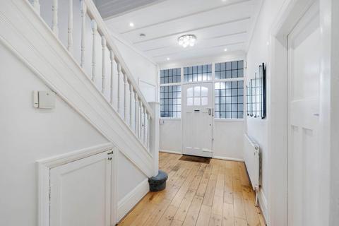 4 bedroom semi-detached house for sale, Moorside Road, Salford