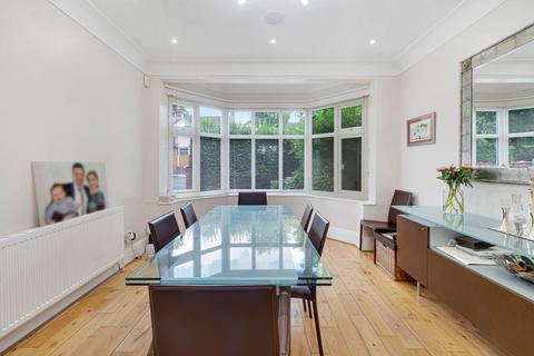 4 bedroom semi-detached house for sale, Moorside Road, Salford