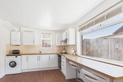 3 bedroom semi-detached house for sale, Birklands Avenue, Newark NG22
