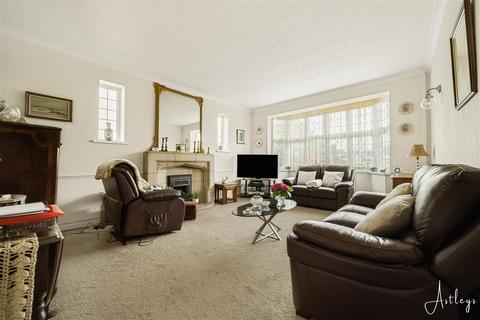 4 bedroom detached house for sale, Derwen Fawr Road, Sketty, Swansea