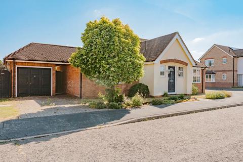 2 bedroom detached bungalow for sale, Millfield Road, Bury St. Edmunds IP31