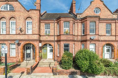 Hillside Road, London SW2