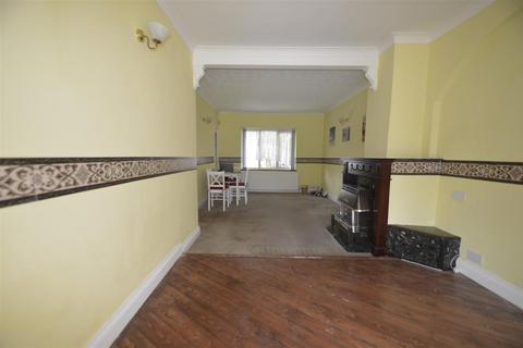 3 bedroom terraced house for sale, Wood Lane, Dagenham