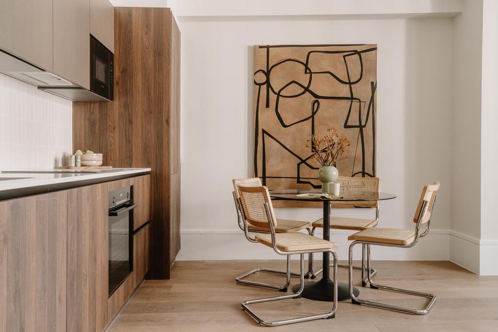 Apartment in London - View 5