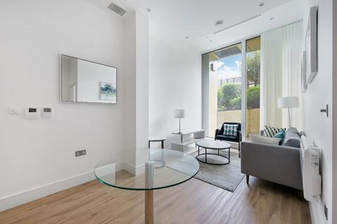 1 bedroom apartment to rent, 18 Westgate House, West Gate W5