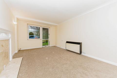 1 bedroom retirement property to rent, 8 Homecedars House, Elstree Road WD23