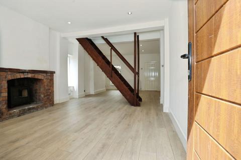 2 bedroom end of terrace house for sale, Ollershaw Lane, Northwich CW9