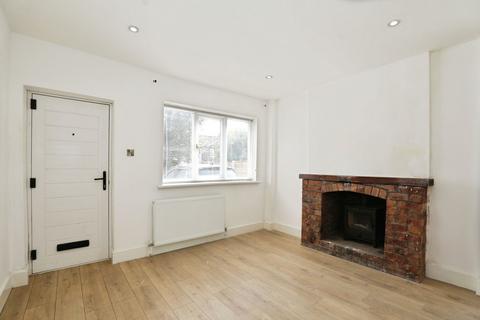 2 bedroom end of terrace house for sale, Ollershaw Lane, Northwich CW9