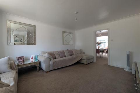 4 bedroom detached house for sale, Peterhouse Close, Darlington