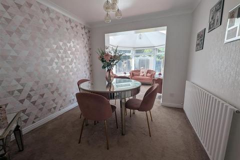 4 bedroom detached house for sale, Peterhouse Close, Darlington