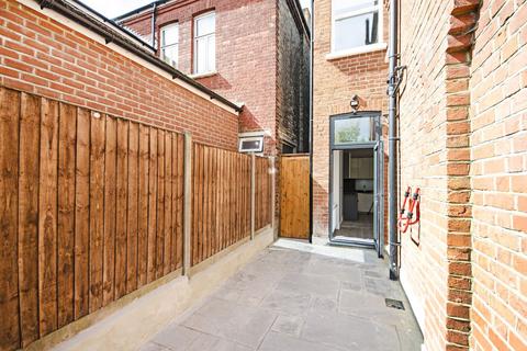 1 bedroom flat for sale, Fordwych Road, West Hampstead, London, NW2