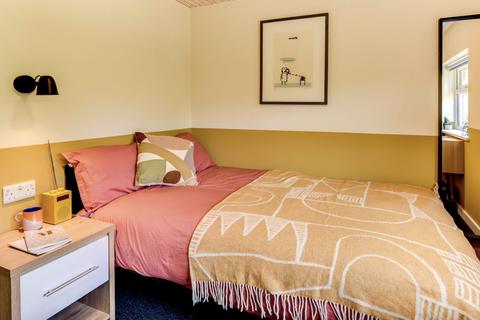 8 bedroom house to rent, Bodiam Avenue, Brighton BN2