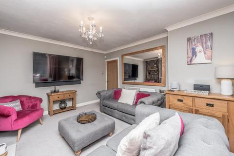 3 bedroom terraced house for sale, Oxford Road, Gomersal, Cleckheaton, West Yorkshire, BD19