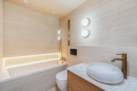 3 bedroom terraced house for sale, Gander Green Lane, Cheam, Sutton, Surrey, SM3