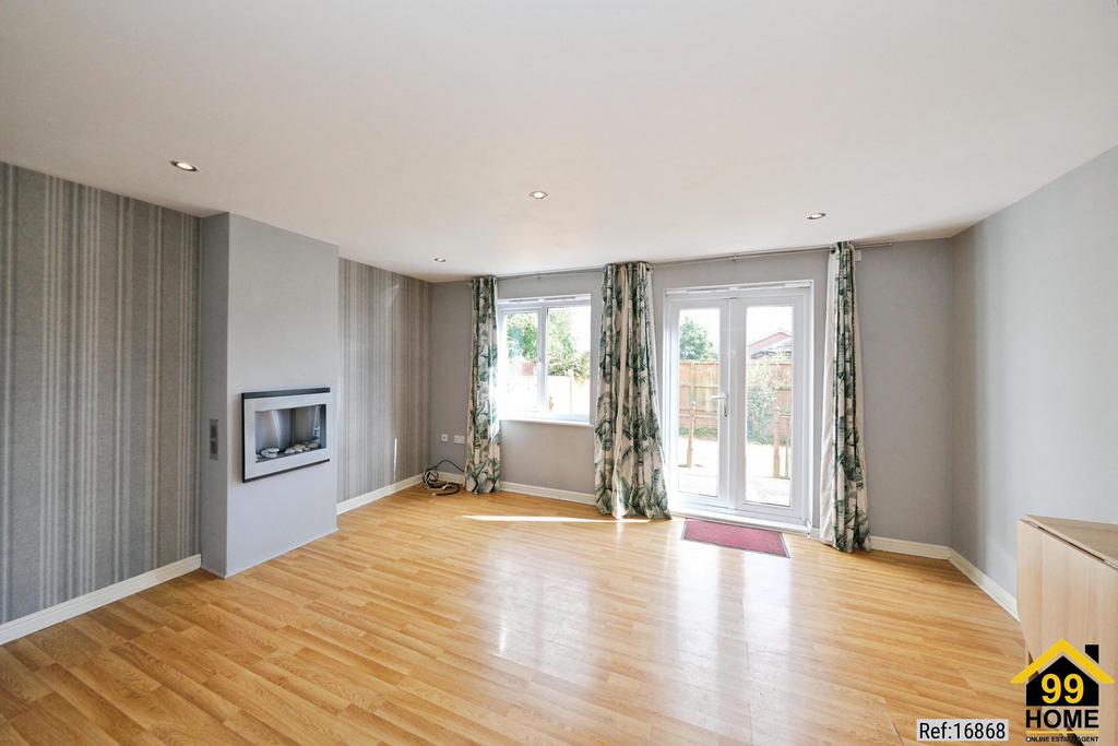 House in Sheffield, Pismire Hill, Firth Park - View 4