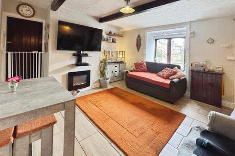 1 bedroom cottage for sale, Beck Hill, Bradford BD6