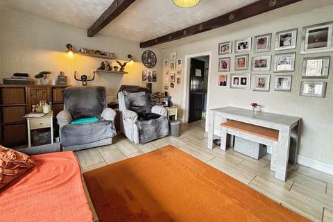 1 bedroom cottage for sale, Beck Hill, Bradford BD6