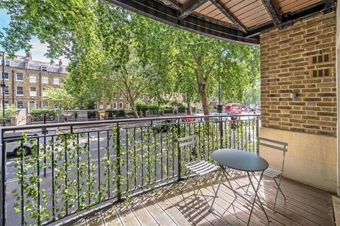 2 bedroom flat for sale, Kennington Road, London SE11