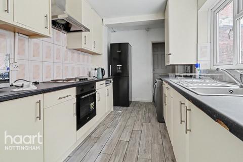 5 bedroom terraced house for sale, Maples Street, Hyson Green