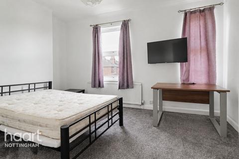 5 bedroom terraced house for sale, Maples Street, Hyson Green