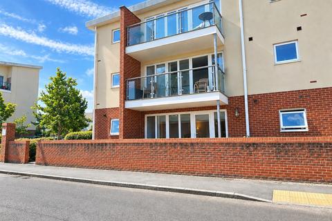 2 bedroom apartment for sale, Selman Close, Hythe