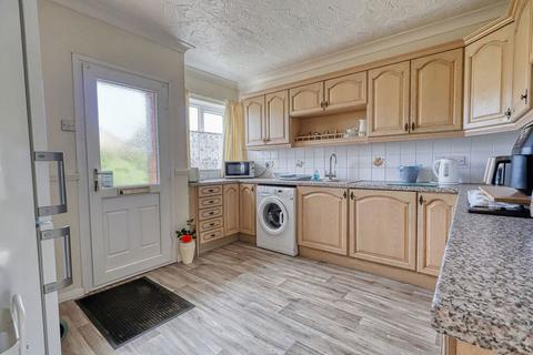 3 bedroom bungalow for sale, Hurst Lane, Scunthorpe, Lincolnshire, DN17 2ST