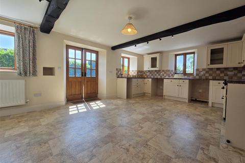 2 bedroom detached house to rent, Staplegrove, Taunton