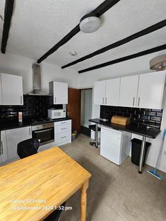 3 bed property for rent in South Road, Lancaster LA1