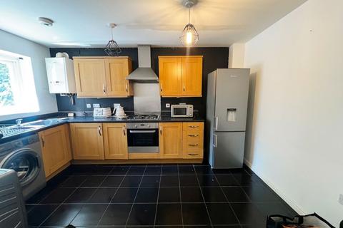 2 bedroom terraced house to rent, Summerhill Lane, Coventry, CV4