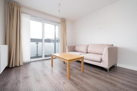 undefined, 10 Swan Road, West Drayton UB7