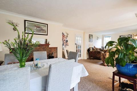 2 bedroom detached house for sale, Nyetimber Lane, Bognor Regis PO21