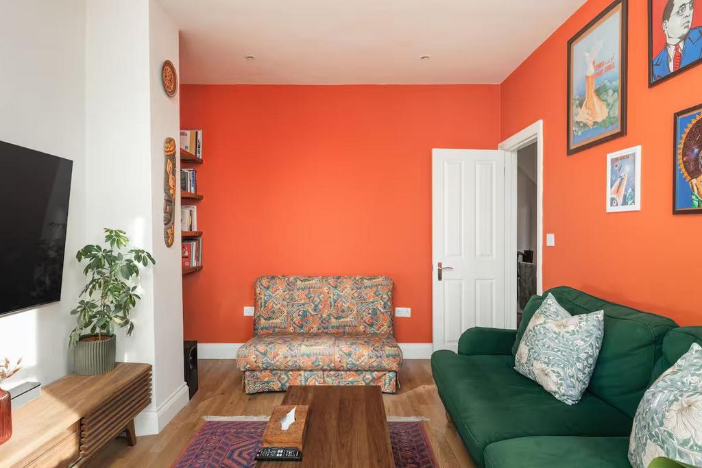 Apartment in London - View 5