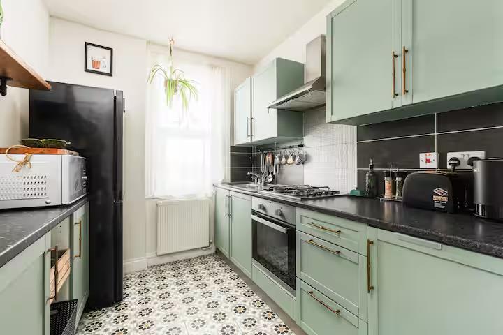 Apartment in London - View 3