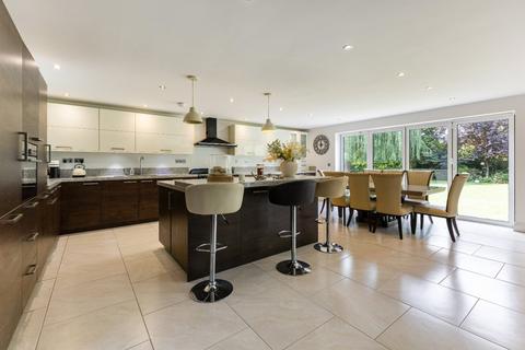 5 bedroom detached house for sale, The Willows, Amersham, Buckinghamshire, HP6