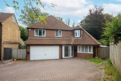 4 bedroom detached house for sale, Wyatts Road, Chorleywood, Herts, WD3