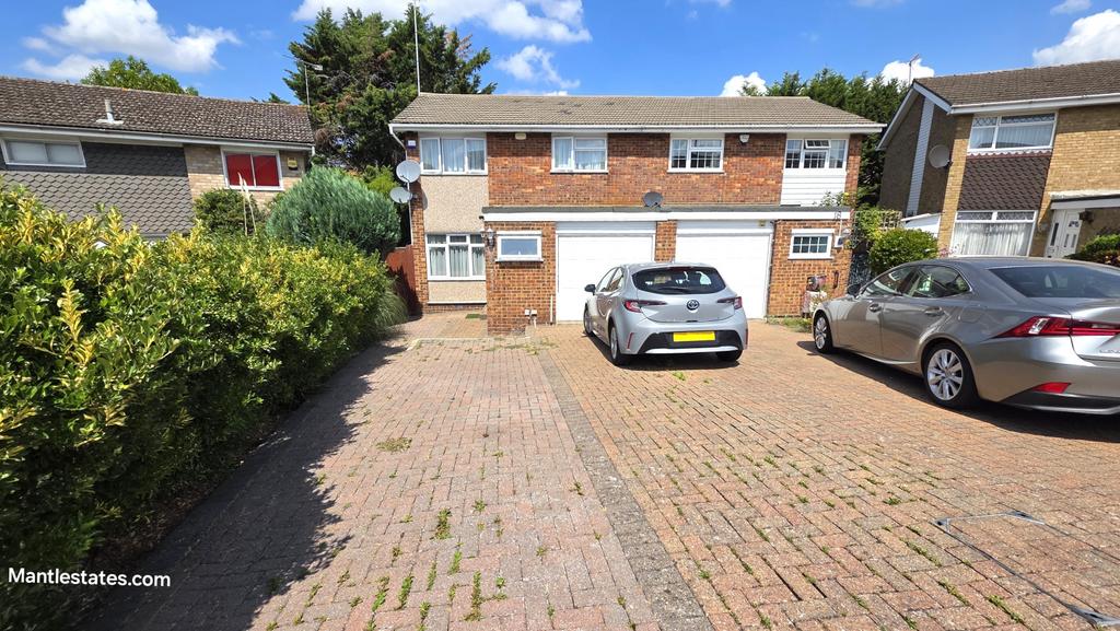 3 bed semi-detached house for sale Ibsley Way, Co