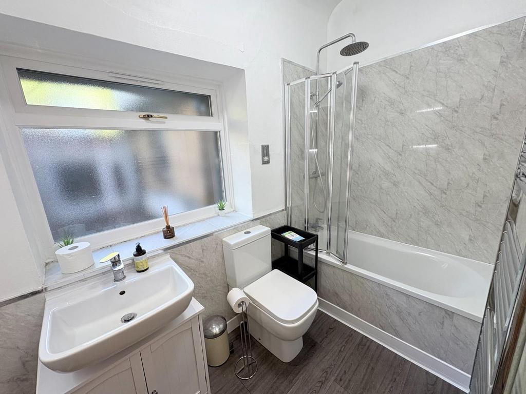 Apartment in Sheffield, Endcliffe, Greystones - View 5