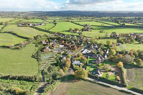 4 bedroom detached house for sale, Townsend Farmyard, Poulshot
