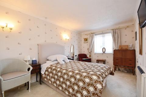 2 bedroom apartment for sale, Custerson Court, Saffron Walden CB11