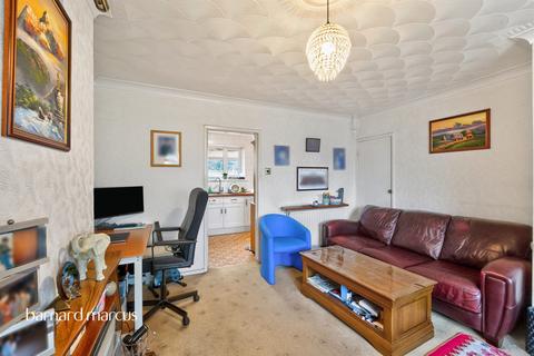 2 bedroom end of terrace house for sale, Hatton Green, Feltham